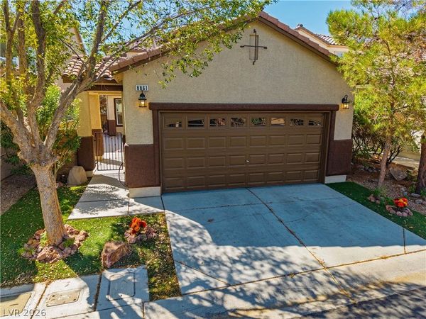 8861 Salvestrin Point Avenue , Las Vegas, NV 89148