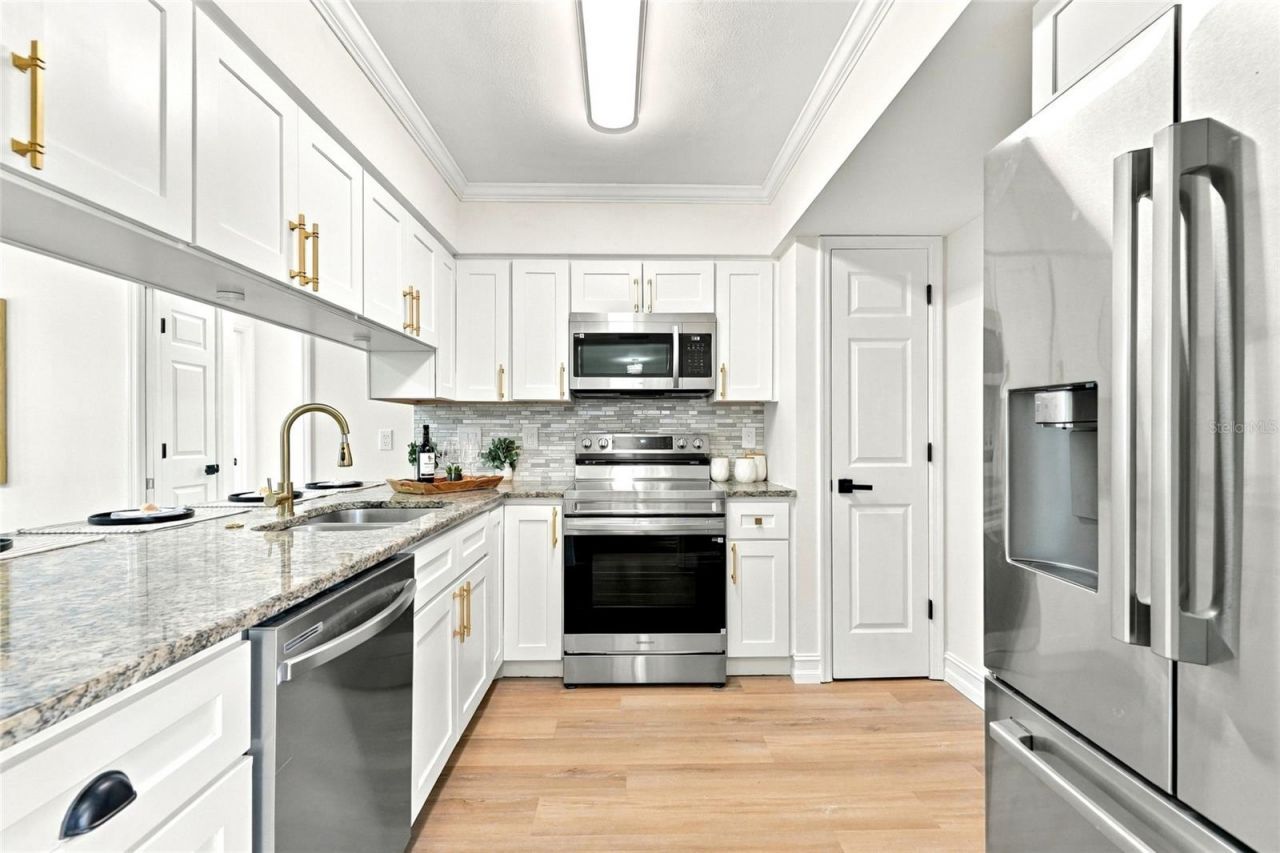 6703 Pointe West Boulevard, Bradenton, FL 34209 Photo