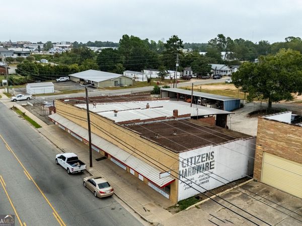 1171 S Main Street, Tifton, GA 31794