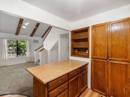1465 E Peckham Lane, Unit 6, Reno, NV 89502 Photo