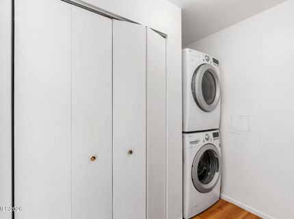 1465 E Peckham Lane, Unit 6, Reno, NV 89502 Photo