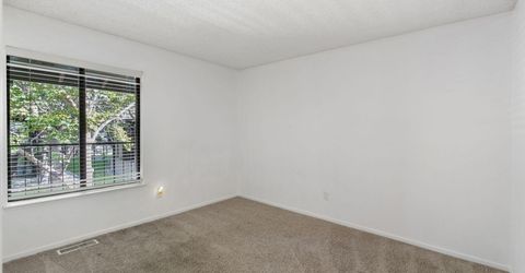 1465 E Peckham Lane, Unit 6, Reno, NV 89502 Photo