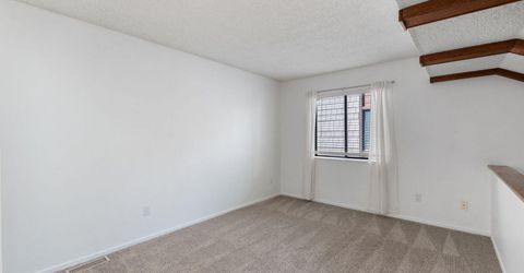 1465 E Peckham Lane, Unit 6, Reno, NV 89502 Photo