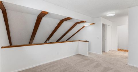 1465 E Peckham Lane, Unit 6, Reno, NV 89502 Photo