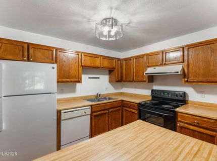 1465 E Peckham Lane, Unit 6, Reno, NV 89502 Photo