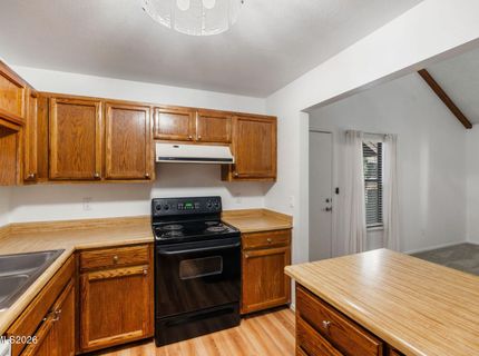 1465 E Peckham Lane, Unit 6, Reno, NV 89502 Photo