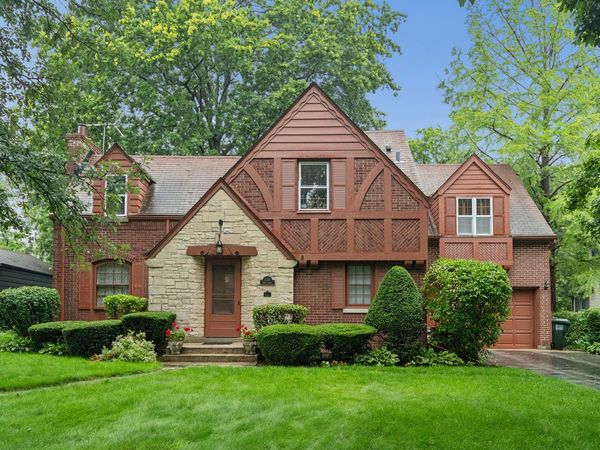 630 Perth Avenue , Flossmoor, IL 60422