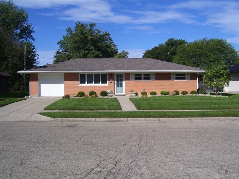 802 Louise, Xenia, OH 45385 Photo 1