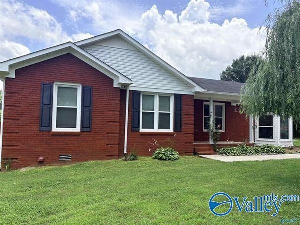 3742 Elkwood Section Road, Toney, AL 35773