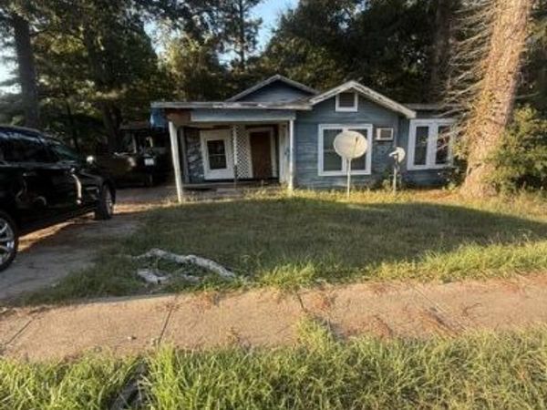 1715 W 7th St., Hattiesburg, MS 39401