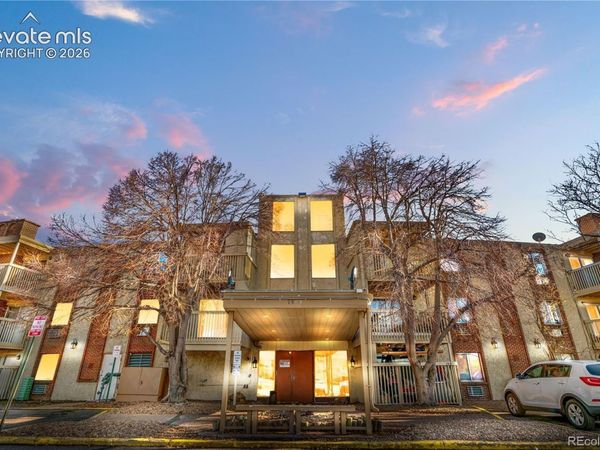 1306 S Parker Road, Unit 162, Denver, CO 80231