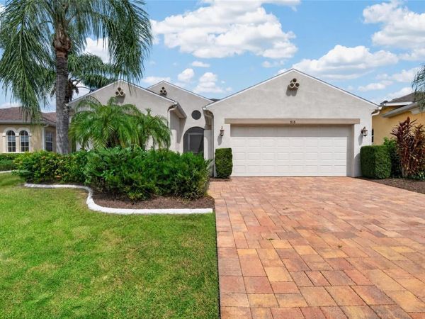 818 KING LEON WAY , SUN CITY CENTER, FL 33573