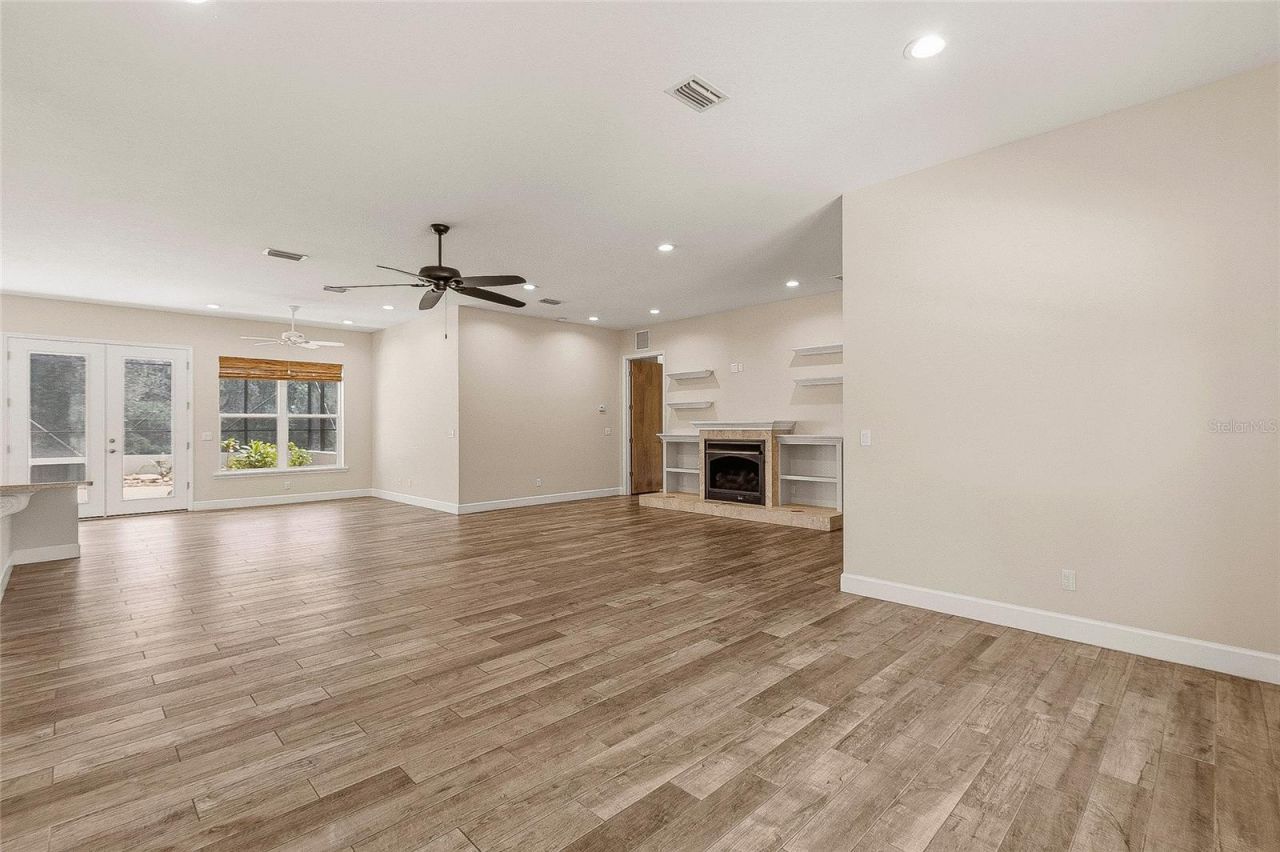 71 Perry Lane, Enterprise, FL 32725 Photo