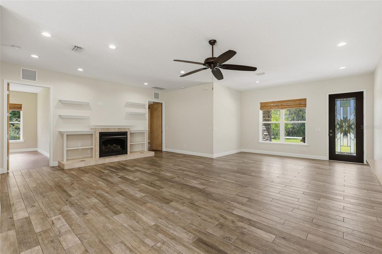 71 Perry Lane, Enterprise, FL 32725 Photo