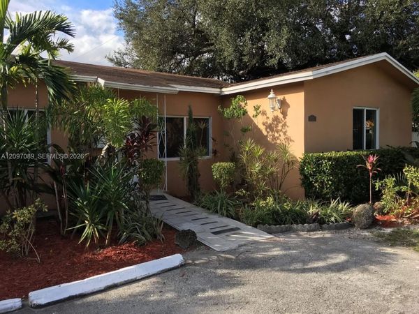 6134 SW 22nd St , Unit 6134, Miami, FL 33155
