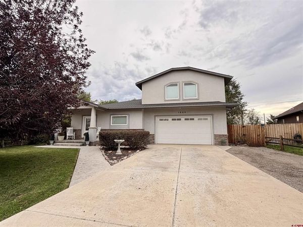 1689 6429 Circle, Montrose, CO 81403
