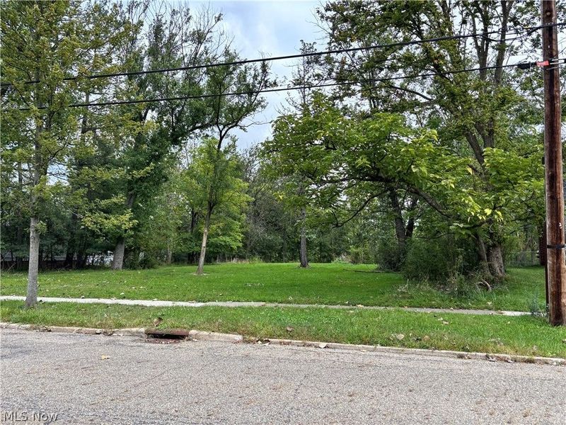 787 ARCHER Road, Bedford, OH 44146 Photo 3