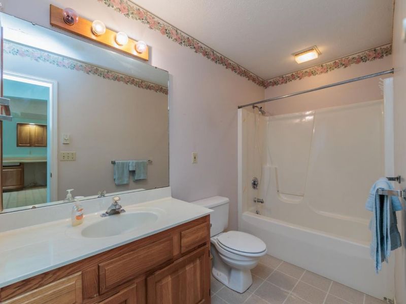 2310 Westwind Drive, Sandusky, OH 44870 Photo 16