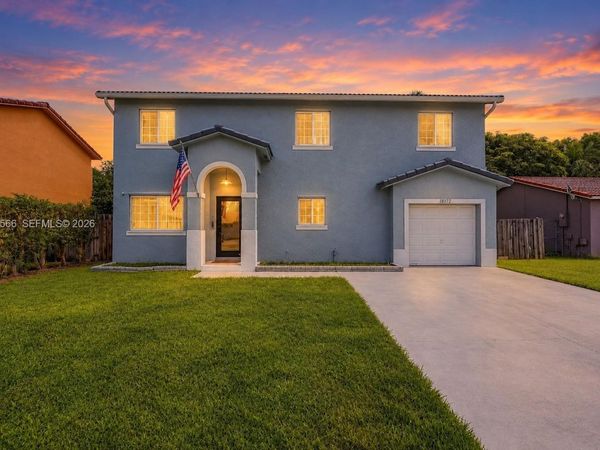 18047 SW 154th Ct , Miami, FL 33187