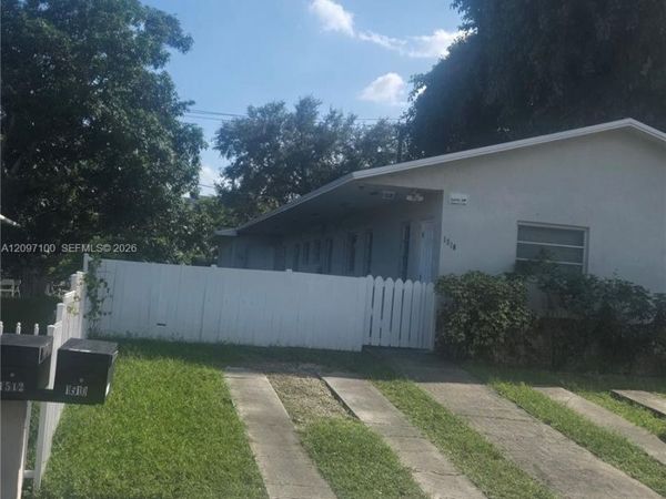 1512 NE 118th St , Unit 2, Miami, FL 33161