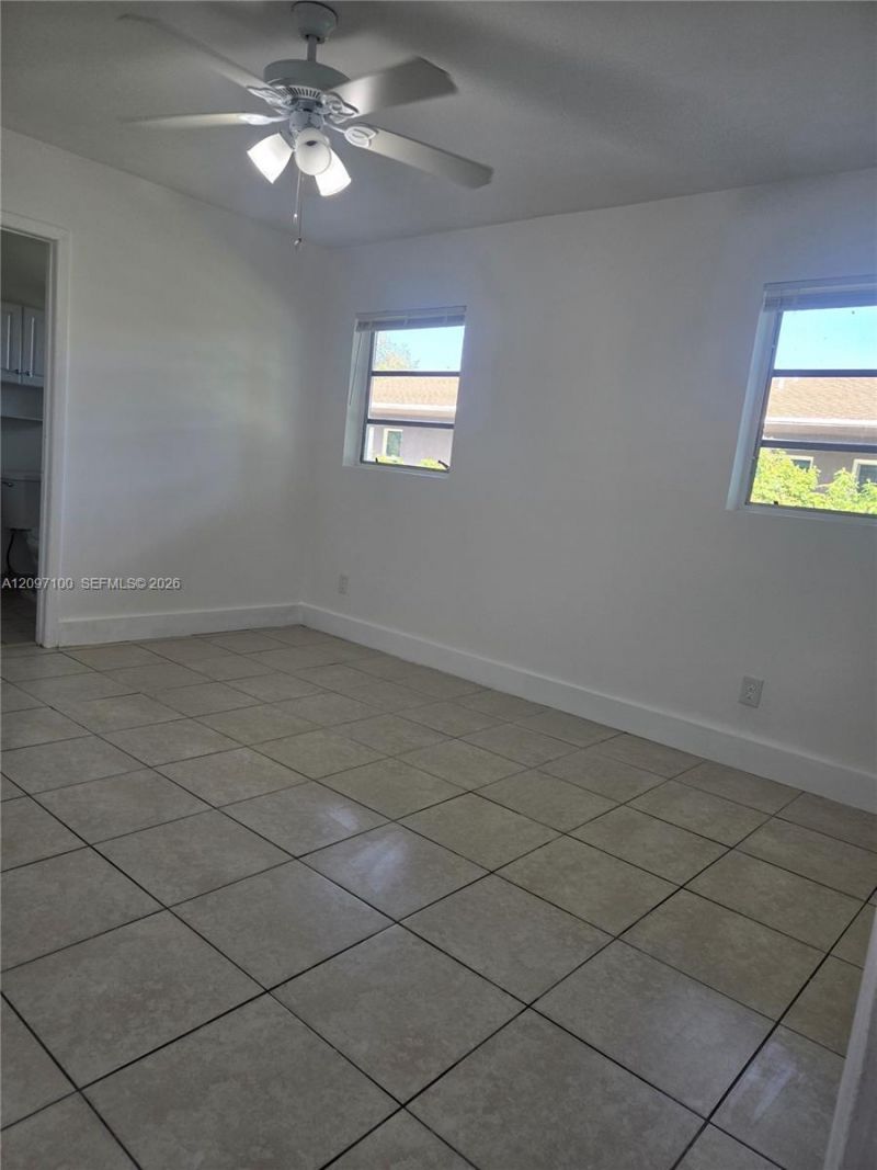 1512 NE 118th St , Unit 2, Miami, FL 33161 Photo