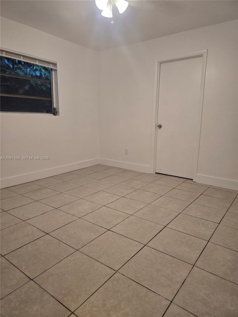 1512 NE 118th St , Unit 2, Miami, FL 33161 Photo