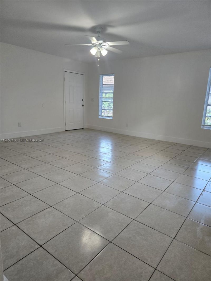 1512 NE 118th St , Unit 2, Miami, FL 33161 Photo
