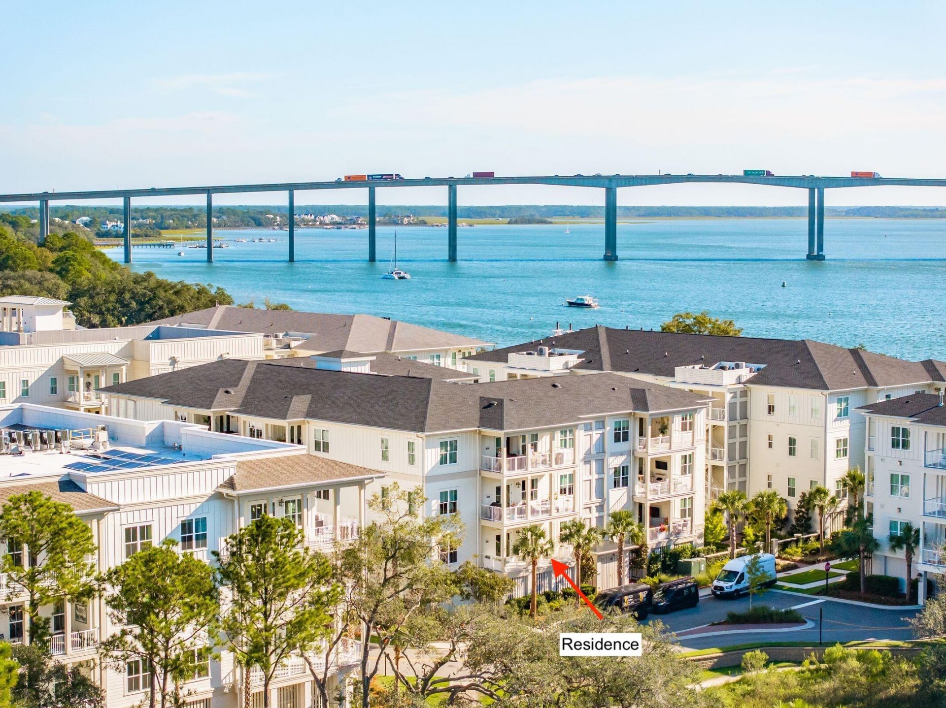 320 Longshore Street Photo 4