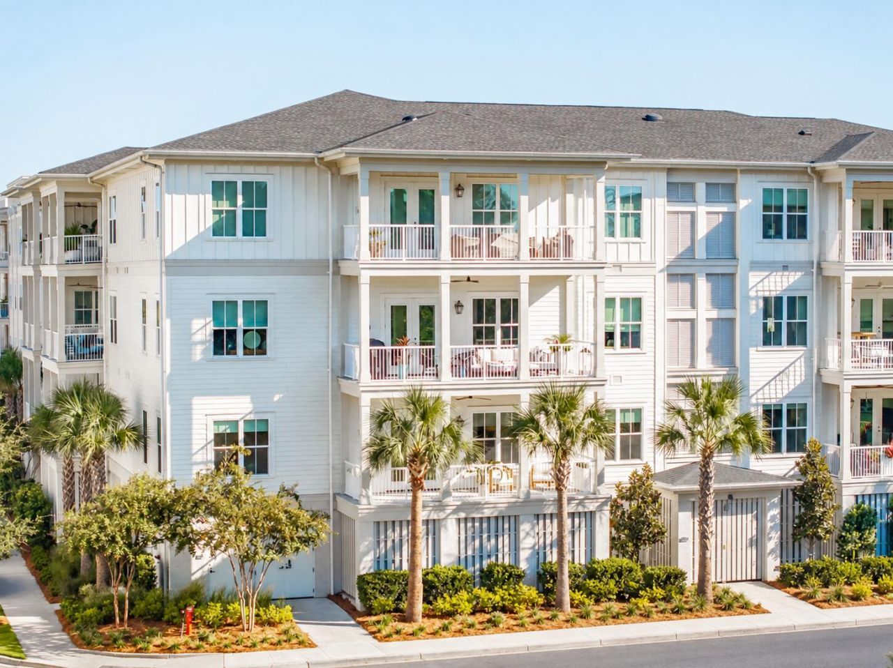 320 Longshore Street Photo 48