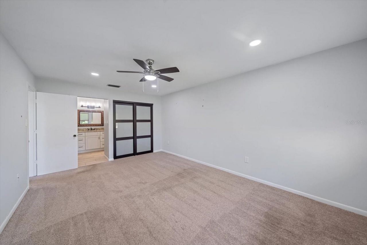 5143 Willow Links, Unit 16, Sarasota, FL 34235 Photo