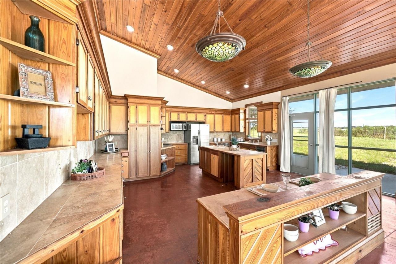 12391 NE 80th Avenue , Bronson, FL 32621 Photo