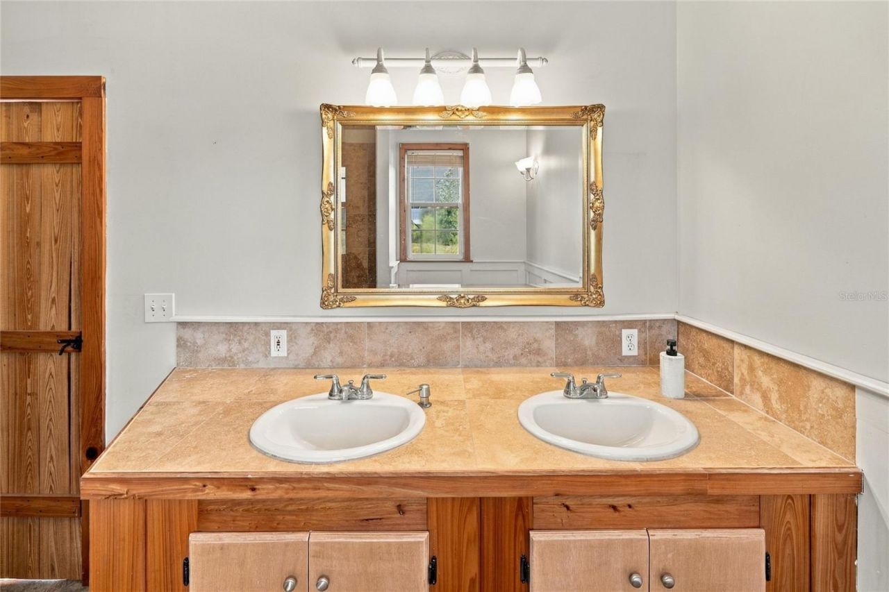 12391 NE 80th Avenue , Bronson, FL 32621 Photo
