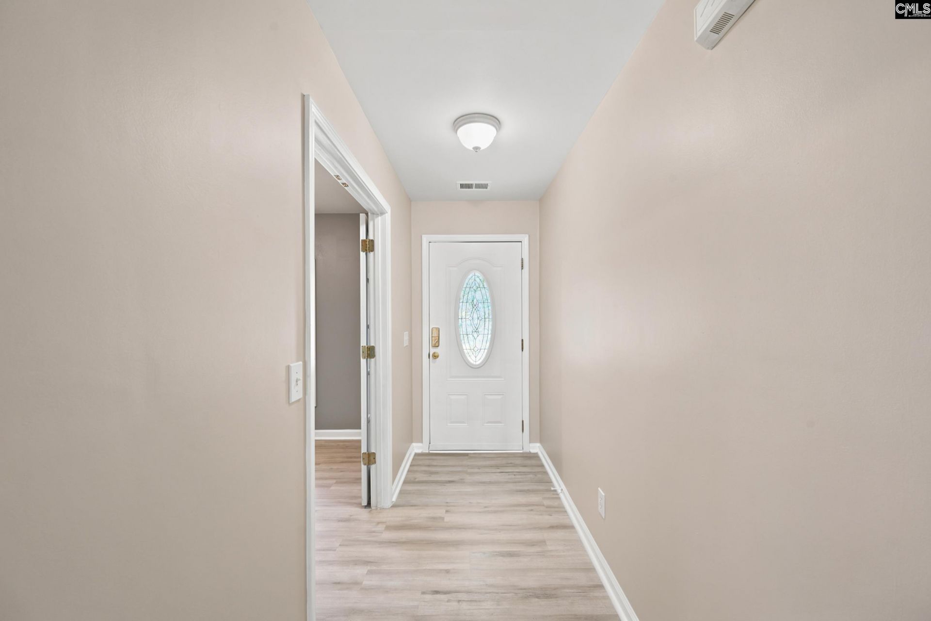 325 Hollingsworth Lane Photo 4