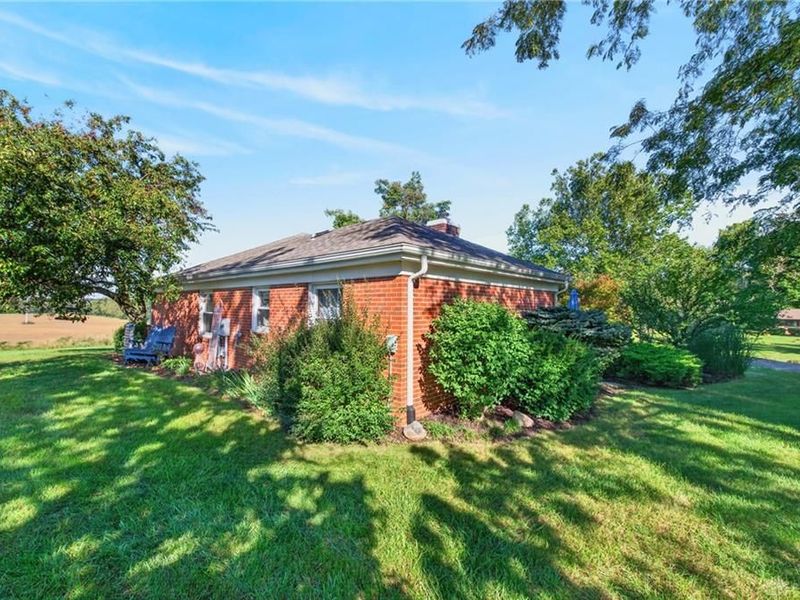 4995 Meadowcrest Lane, New Paris, OH 45347 Photo 11