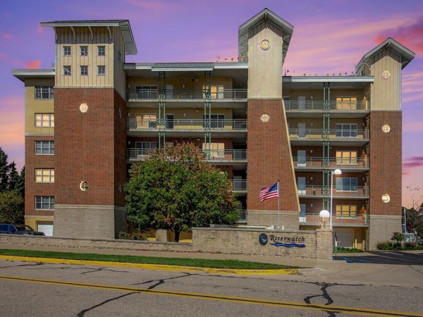 815 Wells Street, Unit 504, South Haven, MI 49090