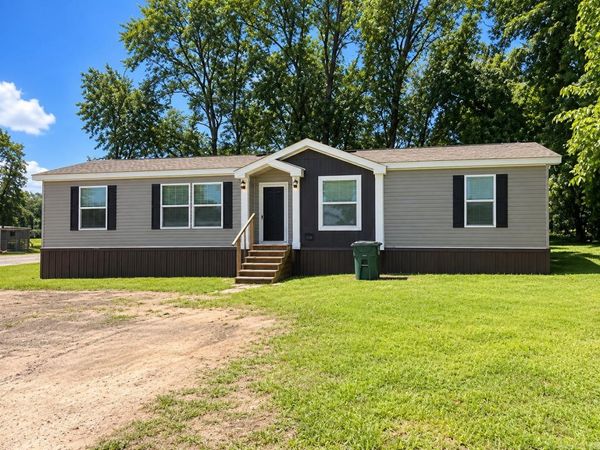 401 E JACKSON , Monticello, AR 71655