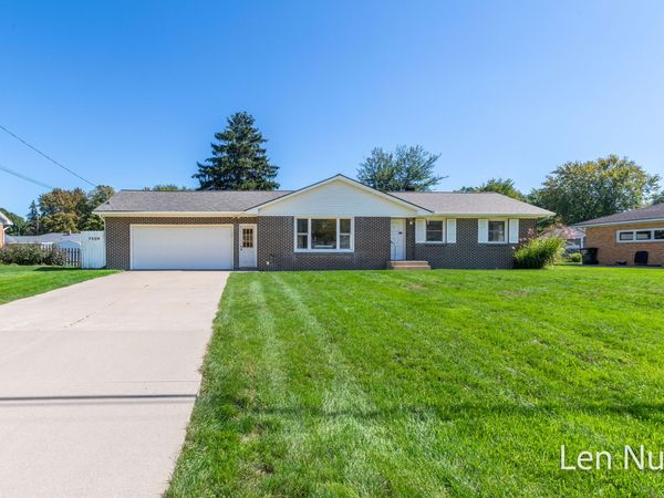 7504 Astronaut Avenue, Jenison, MI 49428