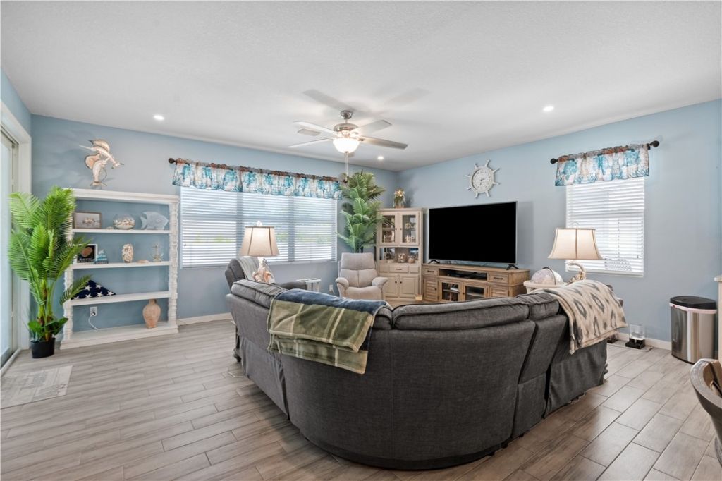 5504 Deleon Avenue, Fort Pierce, FL 34951 Photo