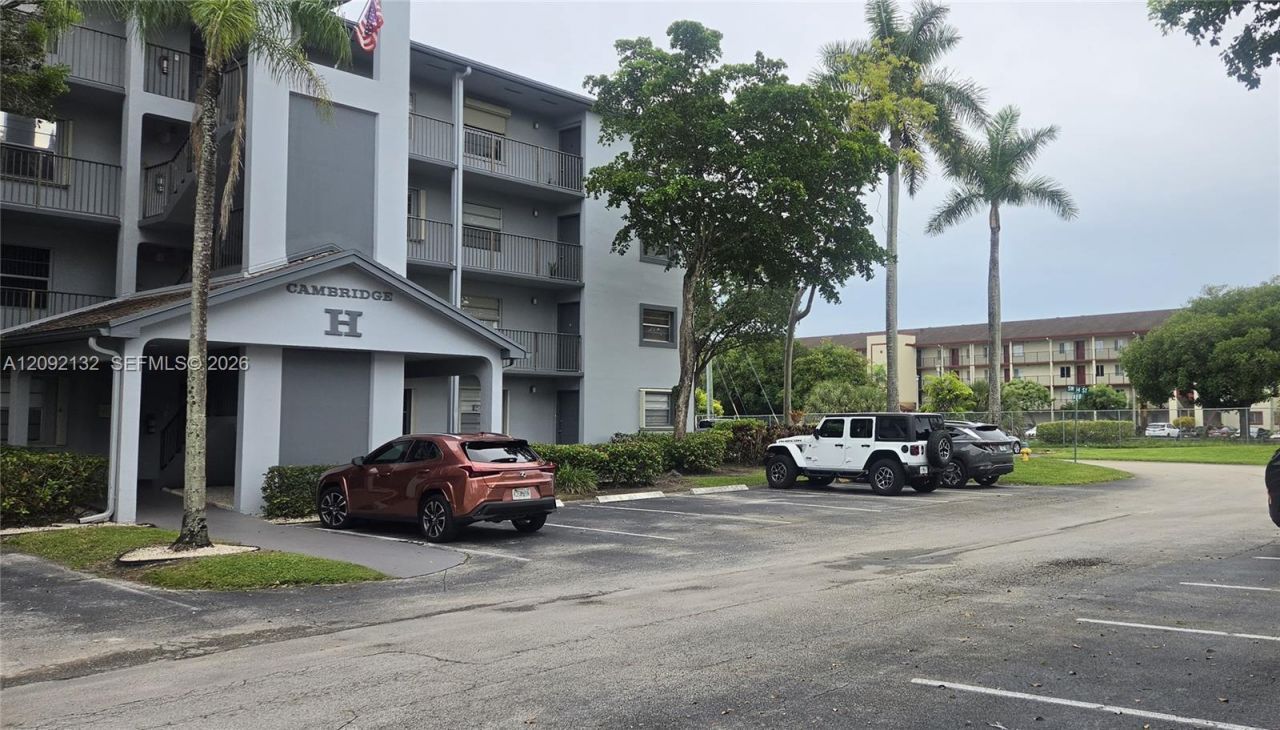 1401 SW 128th Ter , Unit 211H, Pembroke Pines, FL 33027 Photo