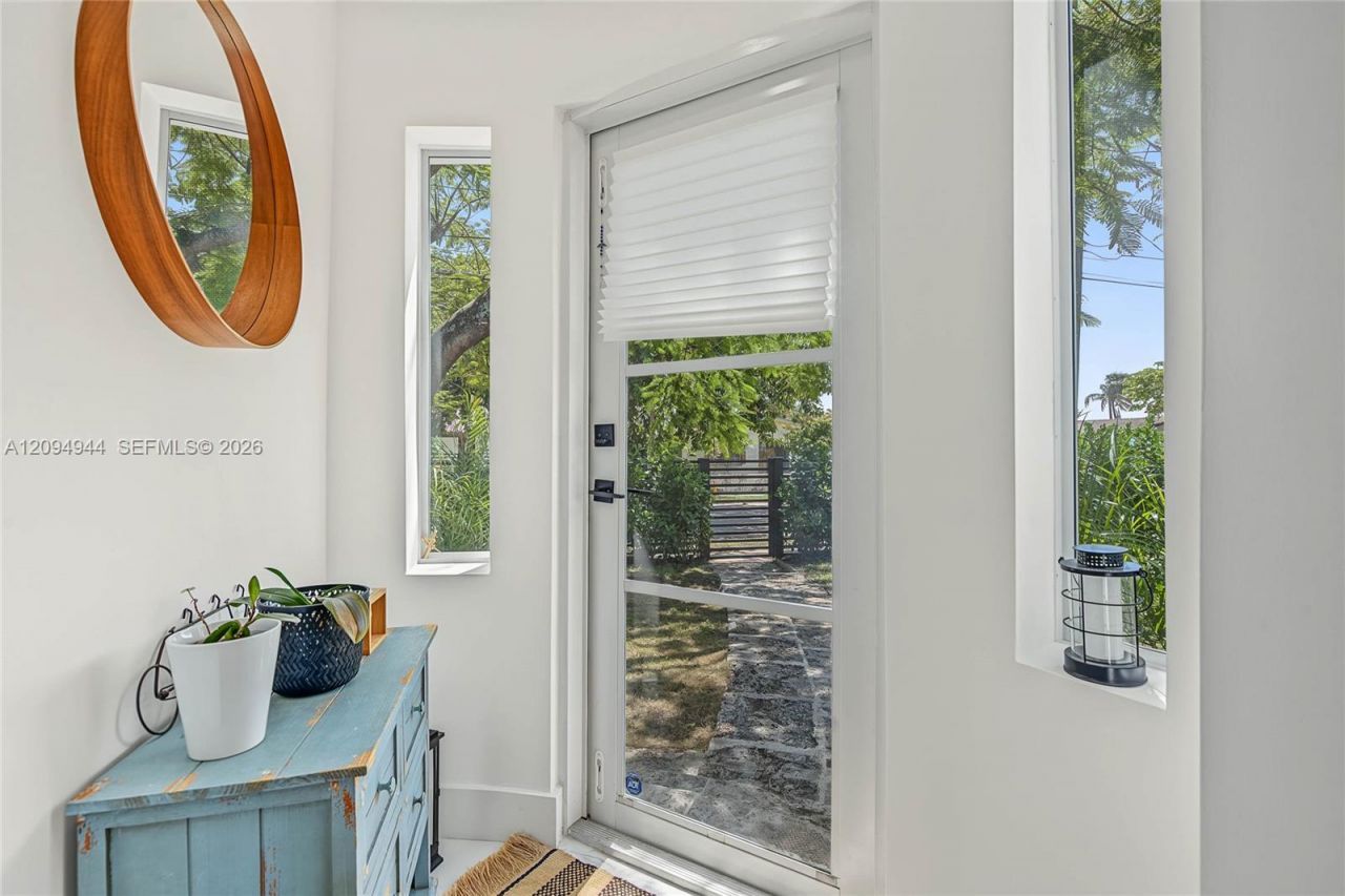 1867 SW 14th Ter, Miami, FL 33145 Photo