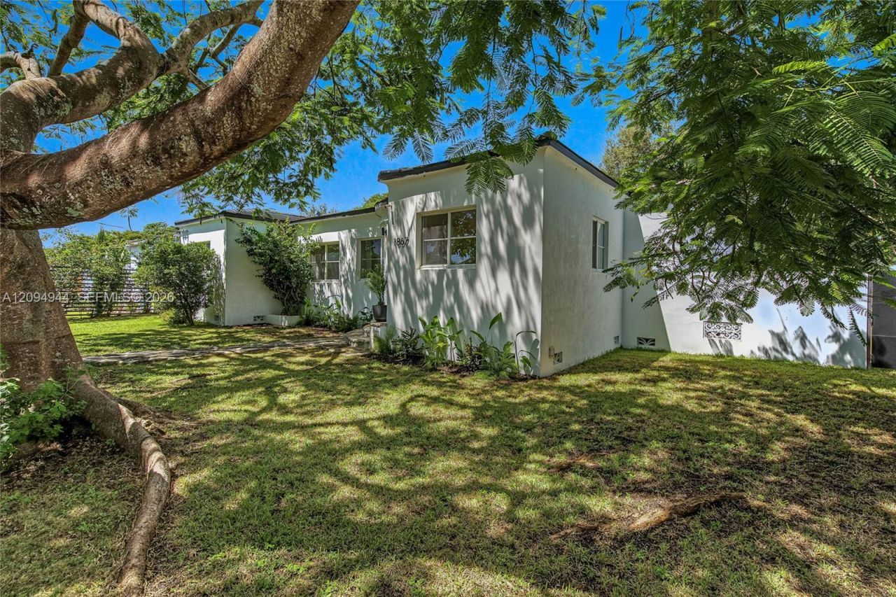 1867 SW 14th Ter, Miami, FL 33145 Photo