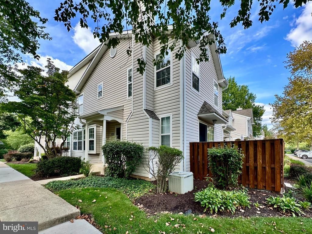9102 SHEFFIELD DRIVE , YARDLEY, PA 19067