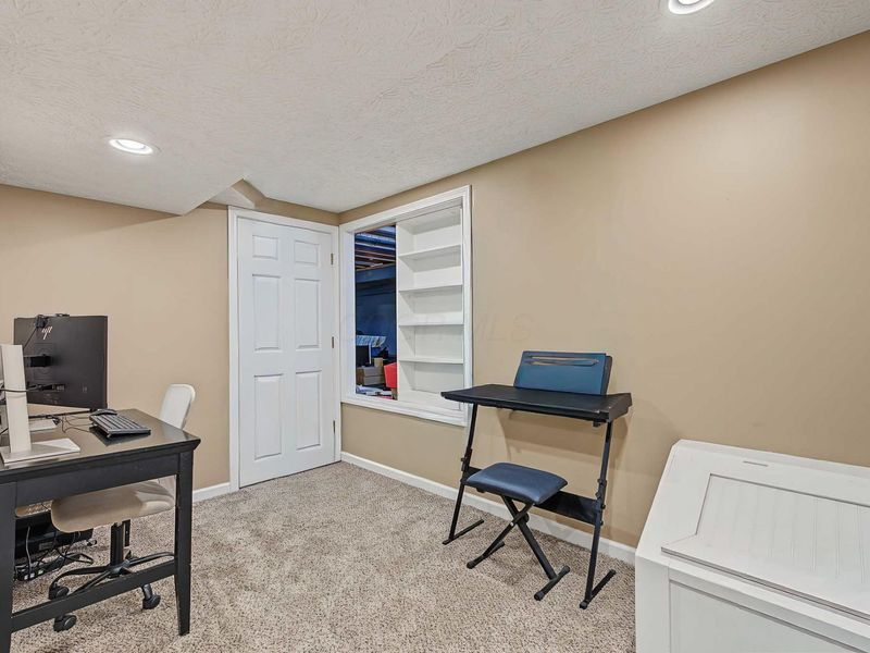 9183 Prestwick Green Drive, Columbus, OH 43240 Photo 30