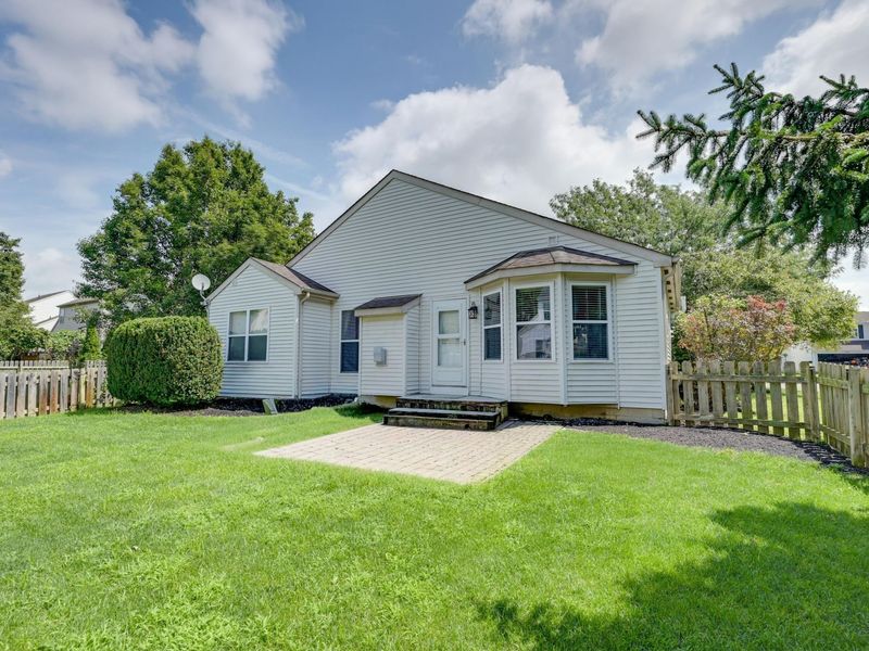 9183 Prestwick Green Drive, Columbus, OH 43240 Photo 32