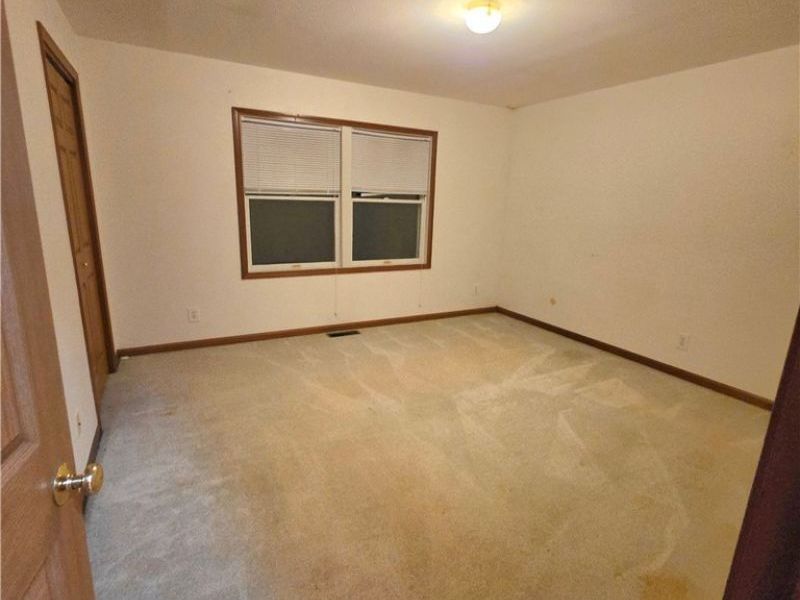 139 Meadowpark Drive, Cambridge, OH 43725 Photo 43