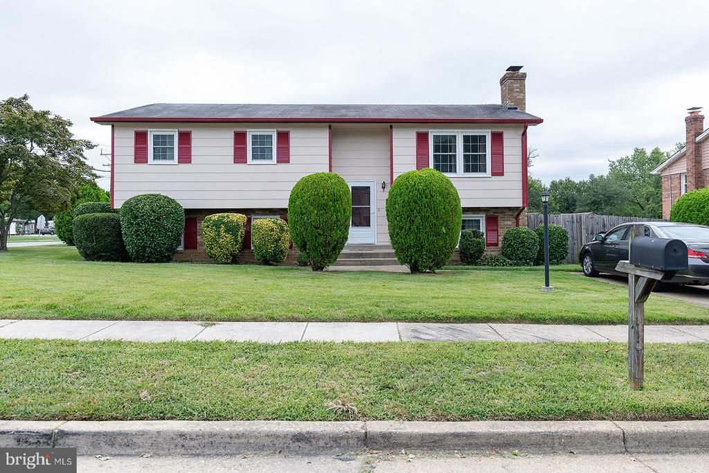 3300 RYAN DRIVE, SUITLAND, MD 20746