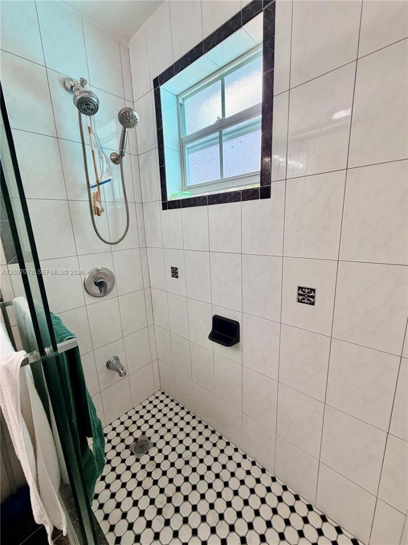 4450 SW 2nd St , Miami, FL 33134 Photo