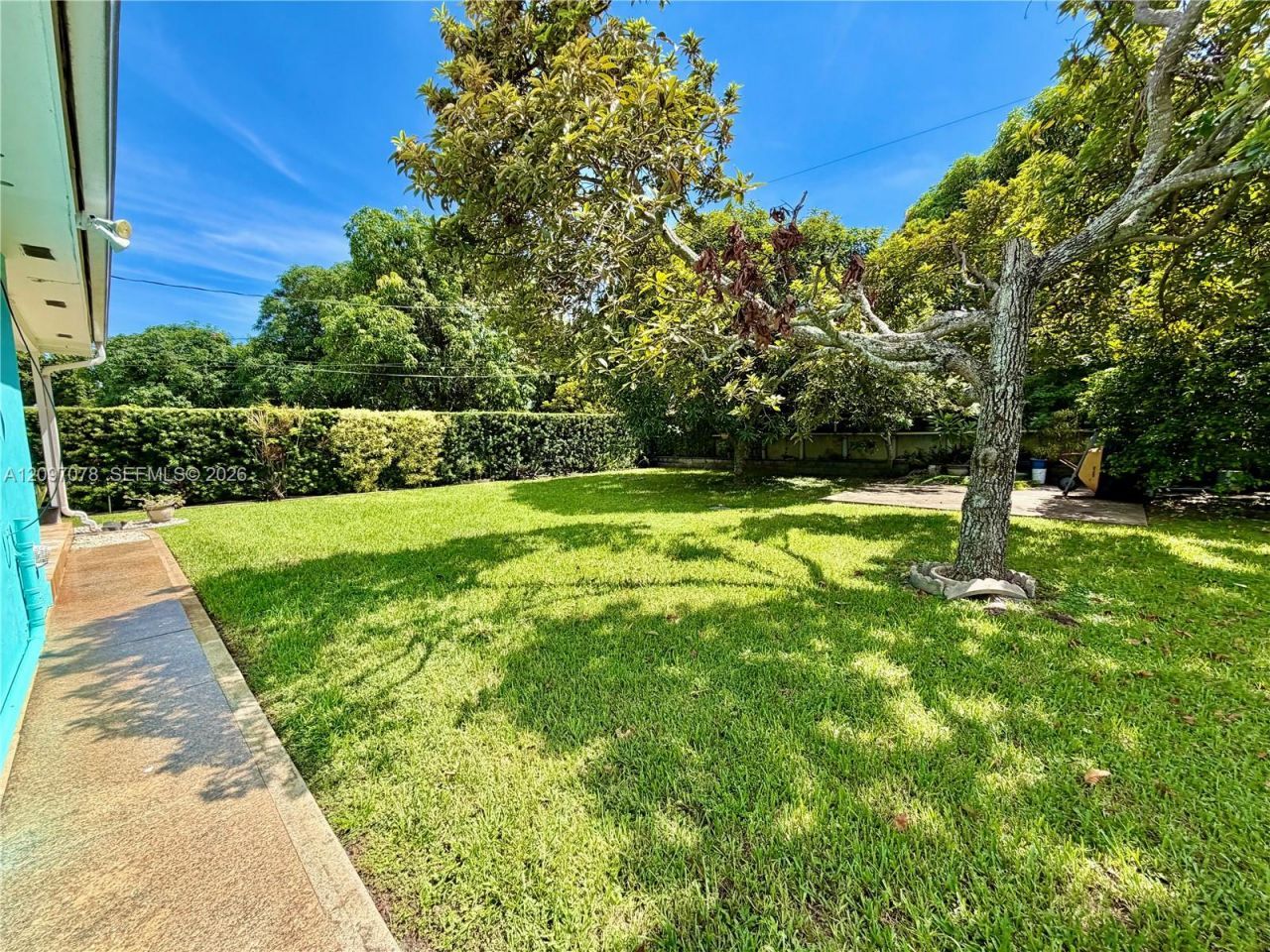 4450 SW 2nd St , Miami, FL 33134 Photo