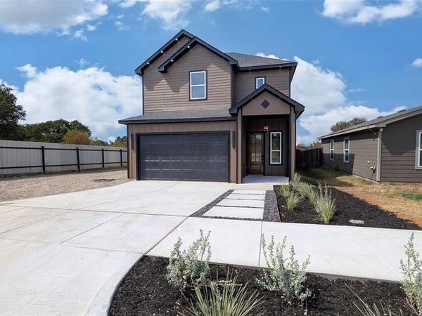 1530 Langston Street, Fort Worth, TX 76105