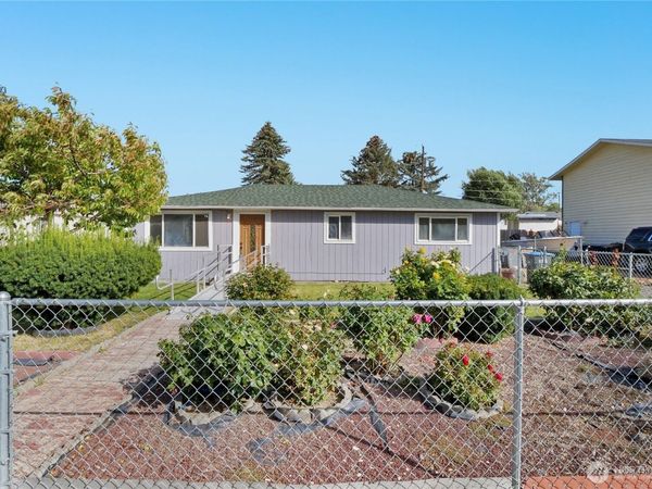 1539 N Mary Street , Moses Lake, WA 98837